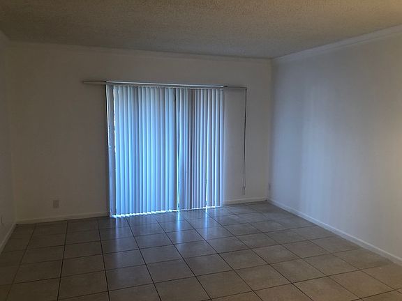 3rd image of 4364 NW 9th Ave APT 16-1F