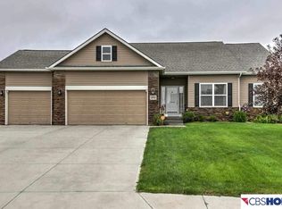 19702 Adams St, Omaha, NE 68135