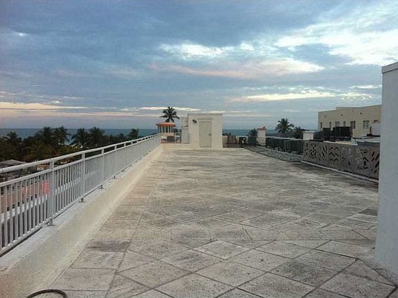 3rd image of 865 Collins Ave APT 302