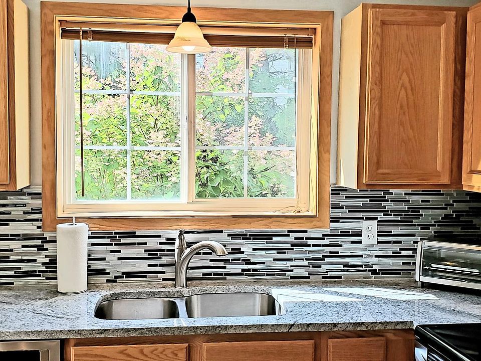 1st image of 583 Mission Hills Way W
