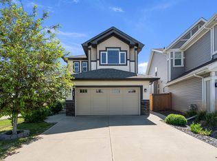 5319 Schonsee Dr NW, Edmonton, AB T5Z 0M5