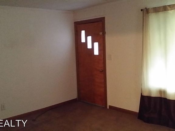 2nd image of 332 Parmely Ave