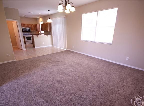 5th image of 420 Muriel St