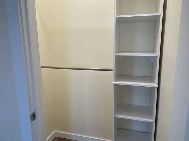 1115 N Walnut St — Photo 8