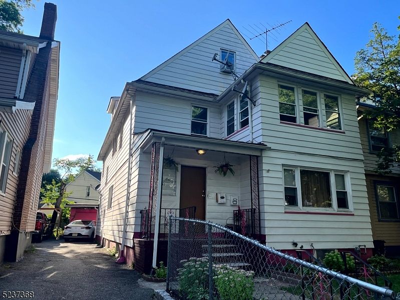 1st image of 51 Ampere Pkwy Floor 2