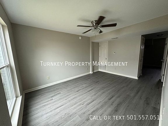 4th image of 1901 Sanford Dr APT 4