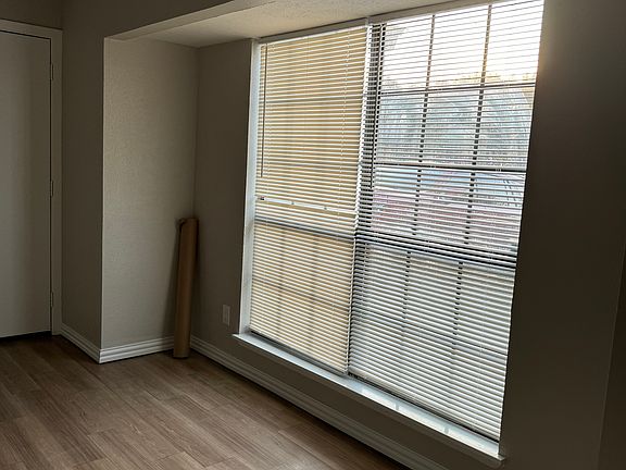 5th image of 9502 Timberbluff Ct