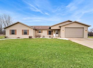 109 Upland Dr, Brandon, WI 53919