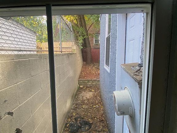 5th image of 1533 U St SE