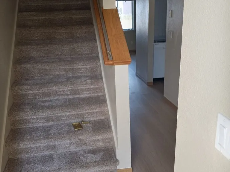 Oak Street Town Homes — Photo 16
