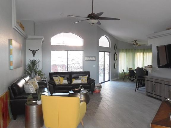 2nd image of 2983 Tierra Vida