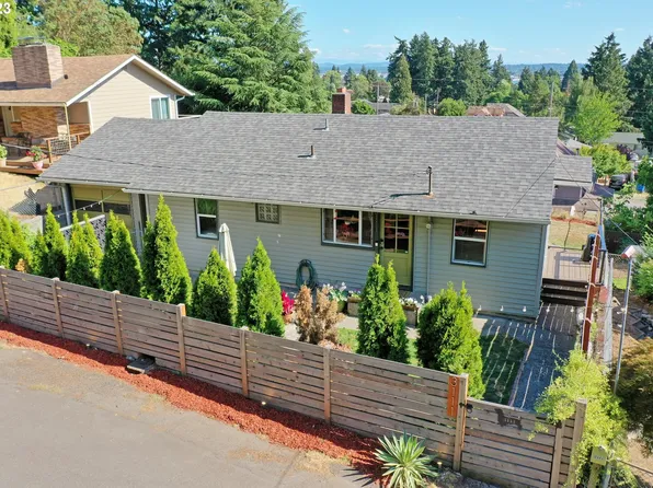 3111 E 13th Pl, Vancouver, WA 98661