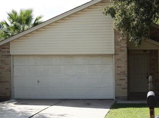 20023 Bambiwoods Dr, Humble, TX 77346