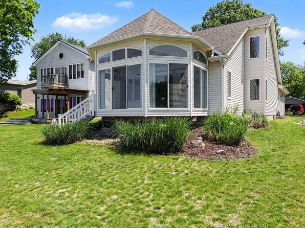 881 Clark Rd, Ceresco, MI 49033
