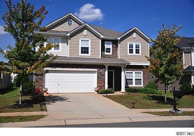 1st image of 10922 Kinnairds St