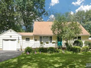 156 Spring Ln, Paramus, NJ 07652