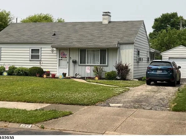 132 N Kensington Pl, Springfield, OH 45504