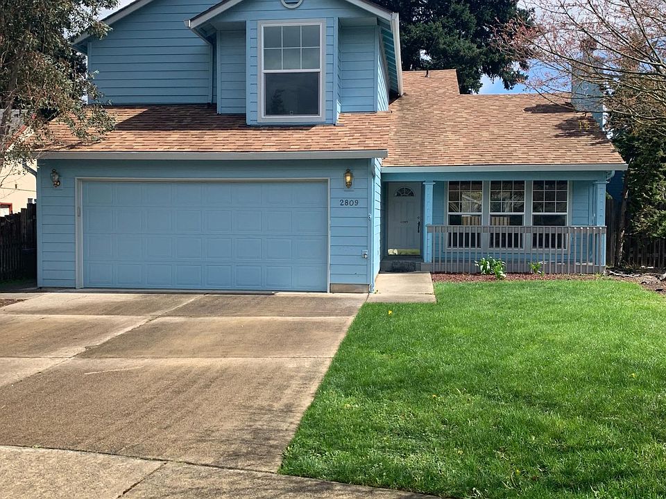 1st image of 2809 NE 95th Cir