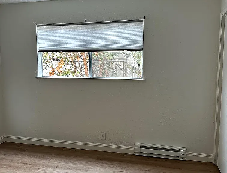 15 Royale Ave #11 — Photo 10