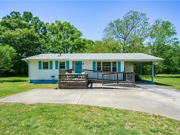 321 Garden Ave SE, Lindale, GA 30147