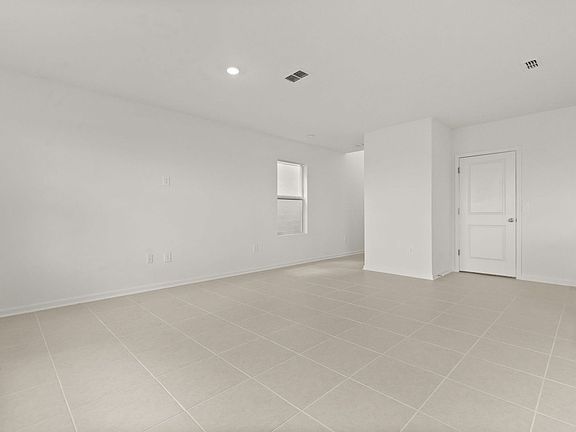 5th image of 3362 Alexander Dr