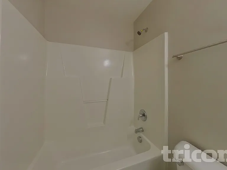 9514 Parkridge Dr — Photo 14