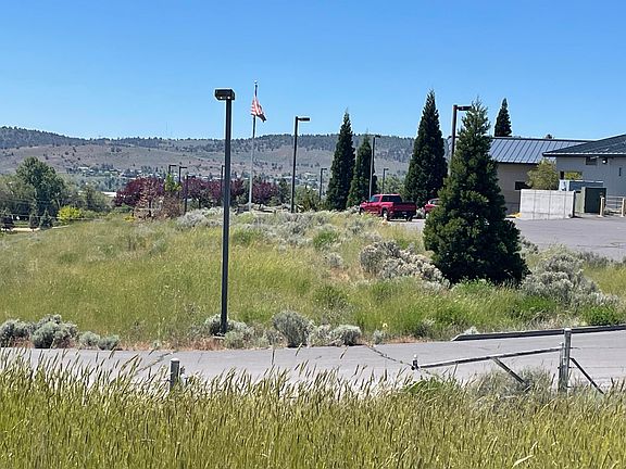 3rd image of 0 Foothills Blvd Lot 300