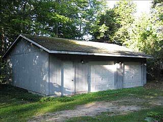 2nd image of 11037 Lake Shore Dr
