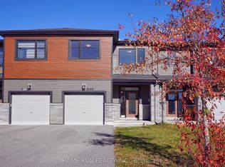 211 Clonrush Way, Ottawa, ON K2T 0P7