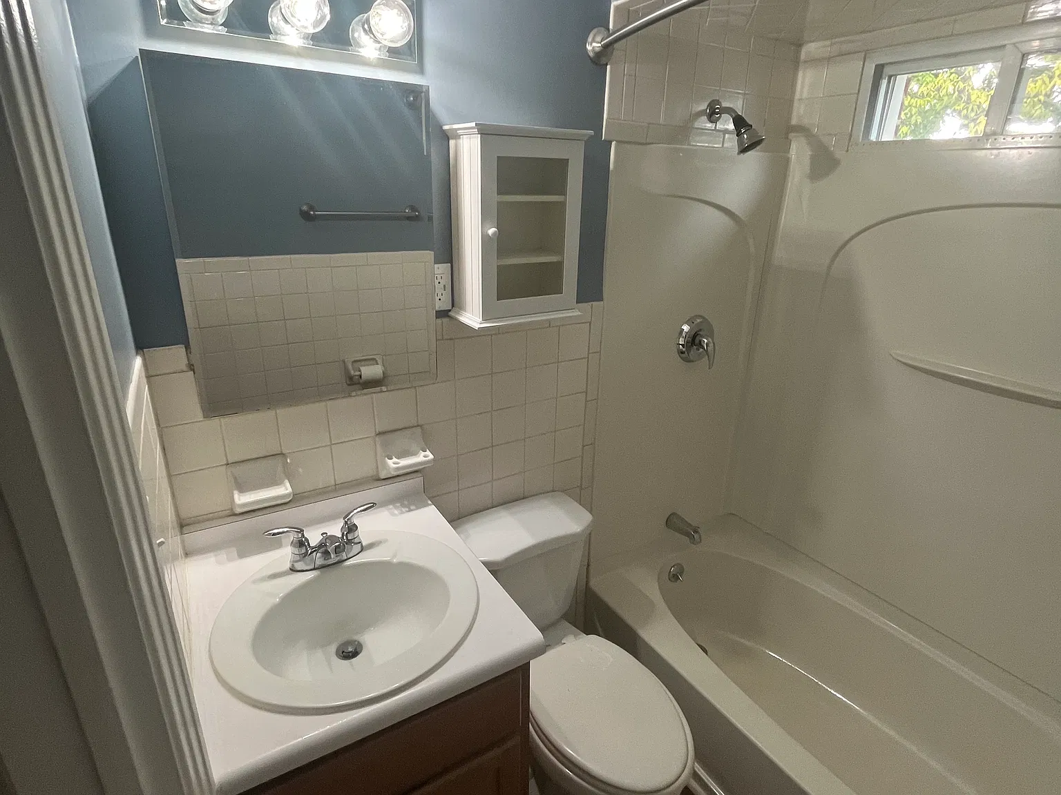 3 bed, 1156 sqft, $1,500 — Photo 4