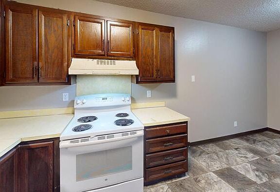 2nd image of 409 Riverside Park Rd #4