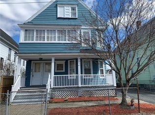 594 Brooks St, Bridgeport, CT 06608