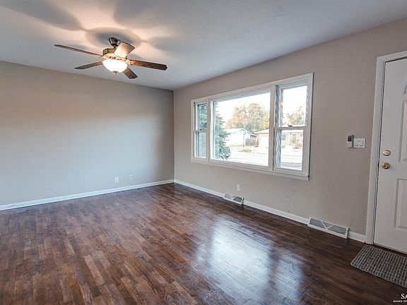 5th image of 1316 Indian Rock Ln