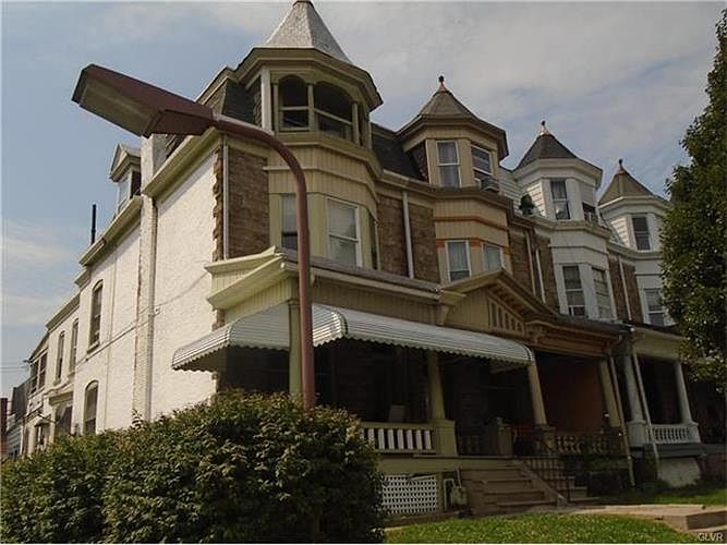 2nd image of 1012 N 5th St