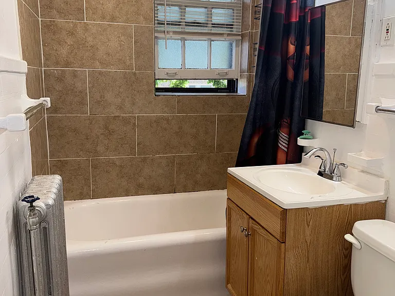1038 Sterling Ave #200A — Photo 11