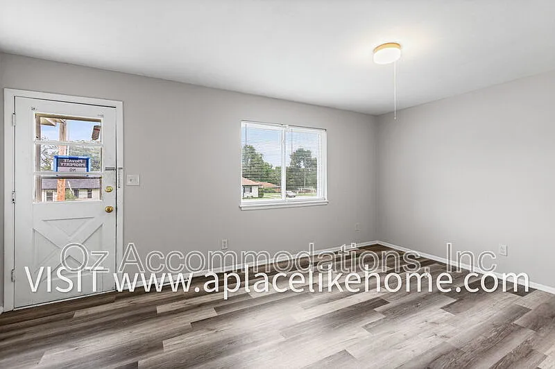 2 bed, 1.0 bath, 863 sqft, $1,150 — Photo 4
