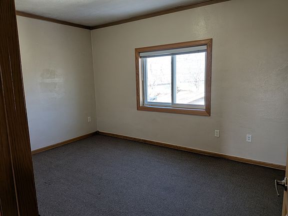 5th image of 2414 W 10th St #2714