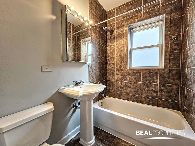 3244-54 N Clifton Ave — Photo 19