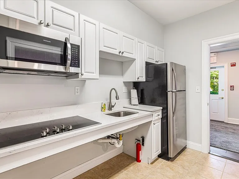 North Pointe Apartments — Photo 49