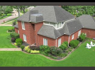 9286 Wheatland Dr, Germantown, TN 38139
