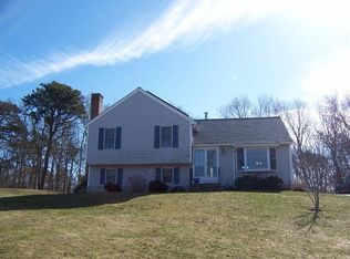 4 Ocean Pines Dr, Sagamore Beach, MA 02562
