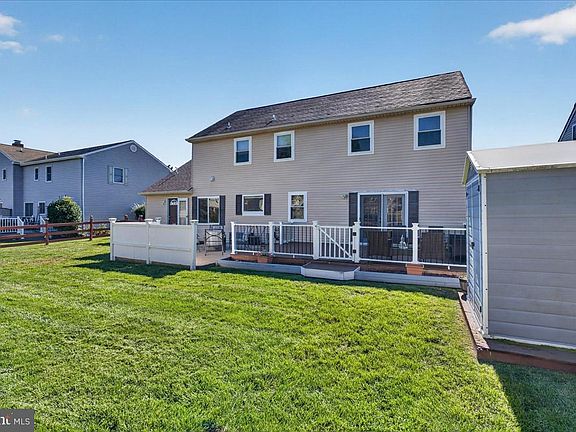 4th image of 7 Sumac Ct