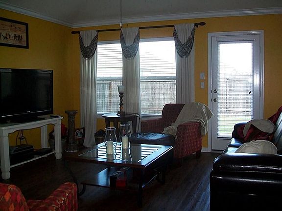 5th image of 4711 Chisholm Hollow Ct