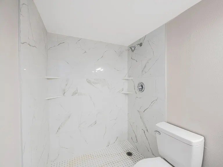 500 9th Ave S #C — Photo 18