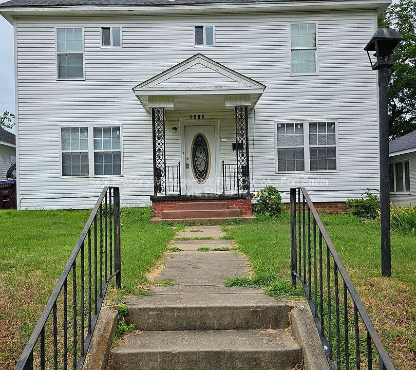 1st image of 1008 S 23rd St