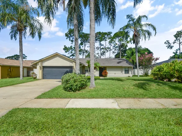 9118 Palm Tree Dr, Windermere, FL 34786