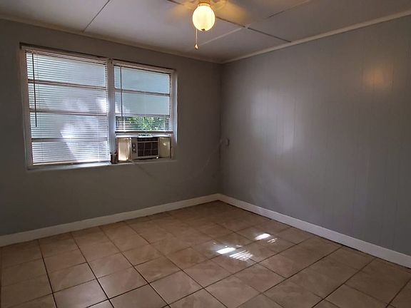5th image of 605 S 70th St APT A