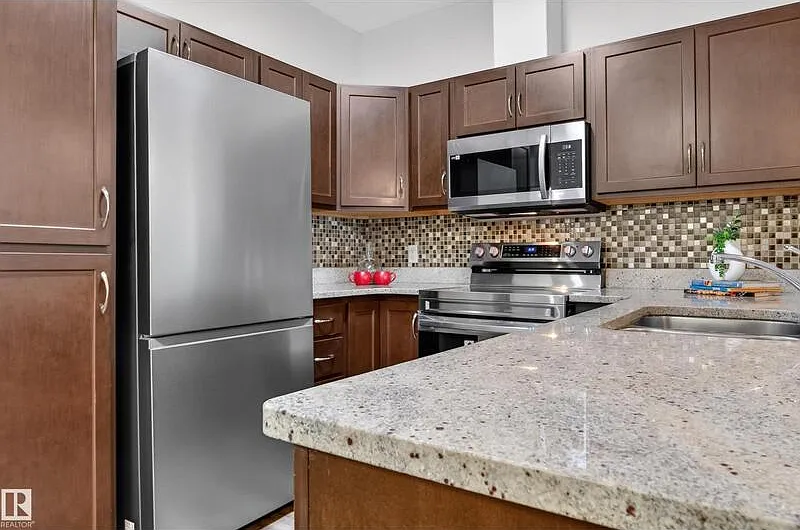 1 bed, 1.0 bath, 730 sqft, $1,500 — Photo 2