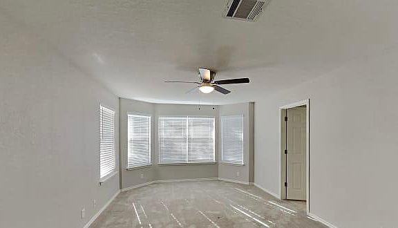 5th image of 1059 Daffodil Way