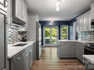 42 Gaston Mountain Rd, Asheville, NC 28806